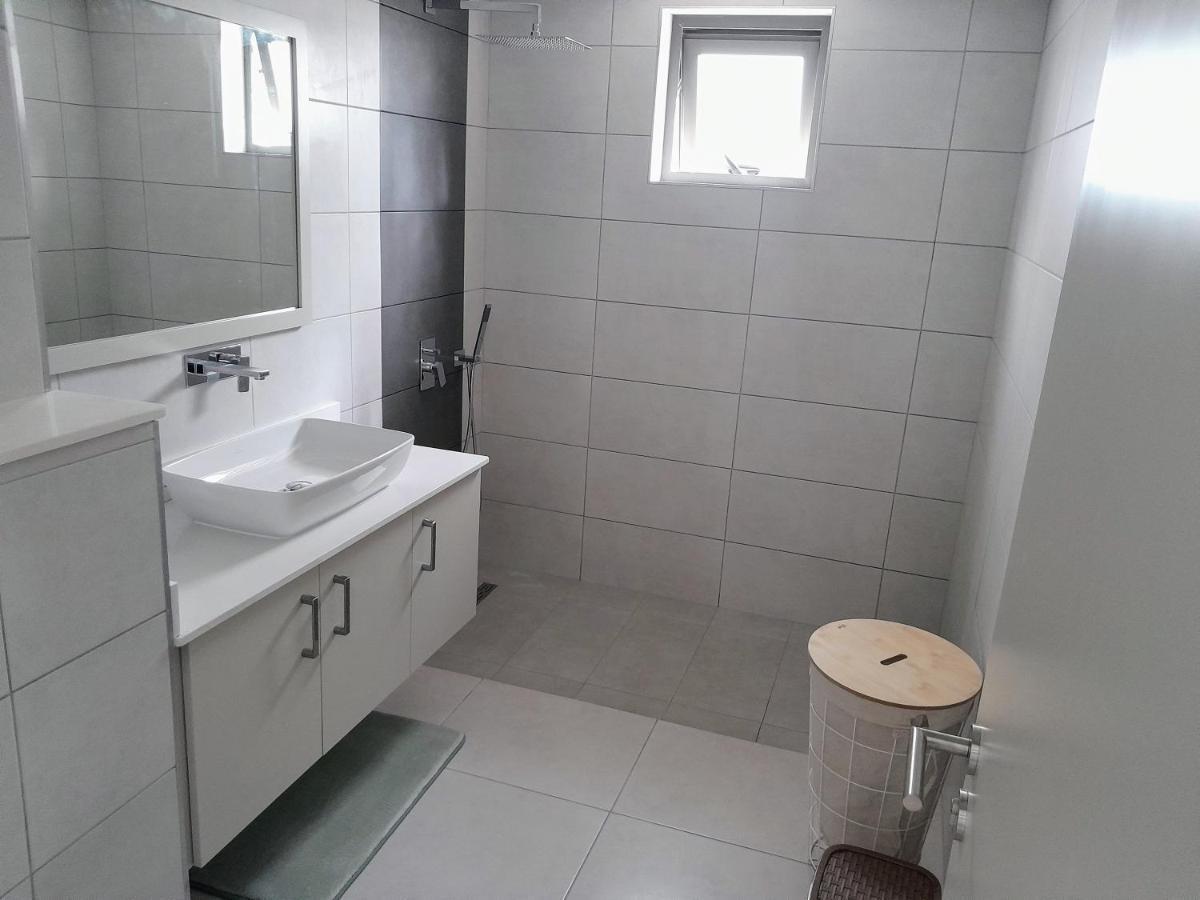 Appt Neuf De 2Ch Ds Residence Avec Piscine, Route Cotiere Grand-Baie Kültér fotó